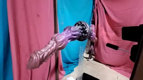 Snapshot of maria666cd chatting on 12.18.25 Maria Magdalena online show from 12.18.25