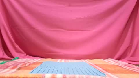 Snapshot of maria666cd chatting on 12.21.25 Maria Magdalena online show from 12.21.25