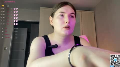 Snapshot of maria_bowie chatting on 09.10.25 Maria online show from 09.10.25