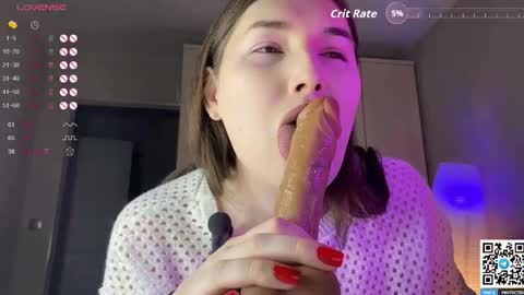 Snapshot of maria_bowie chatting on 10.24.25 Maria online show from 10.24.25