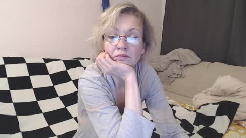 Mari online show from 12.04.24