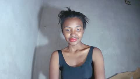 Snapshot of mariah586 chatting on 11.04.25 Maria online show from 11.04.25