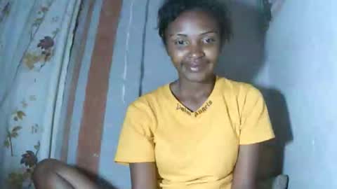 Snapshot of mariah586 chatting on 11.23.25 Maria online show from 11.23.25