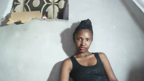 Snapshot of mariah586 chatting on 11.29.25 Maria online show from 11.29.25