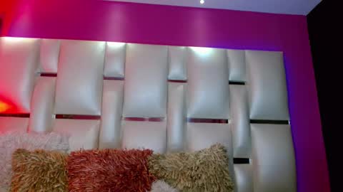   online show from 09.10.25
