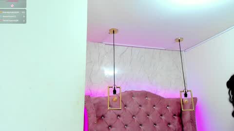 Snapshot of mariam__cute chatting on 12.21.24 online show from 12.21.24