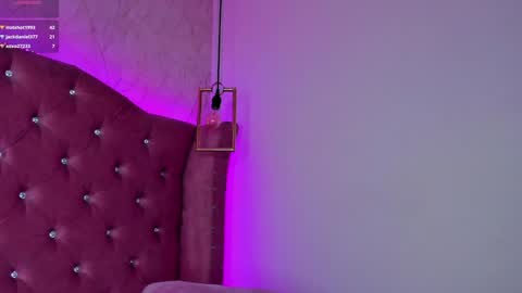 Snapshot of mariam__cute chatting on 12.21.24 online show from 12.21.24