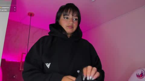 Snapshot of mariam__cute chatting on 01.09.25 online show from 01.09.25