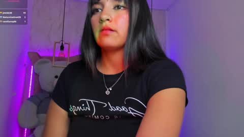 Snapshot of mariam__cute chatting on 01.12.25 online show from 01.12.25