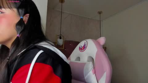 Snapshot of mariam__cute chatting on 02.15.25 online show from 02.15.25