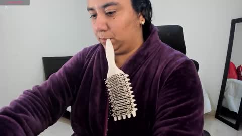 Snapshot of mariamcastillo chatting on 02.23.26 Mariam Castiblanco online show from 02.23.26