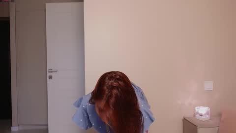 mariameella online show from 10.21.25