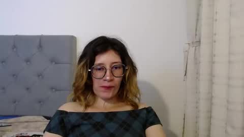 Mariana online show from 12.23.24