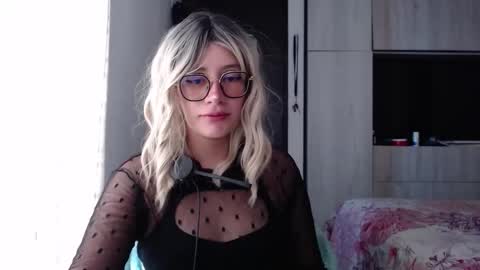 Mariana online show from 09.24.25