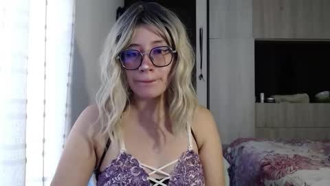 Mariana online show from 09.29.25