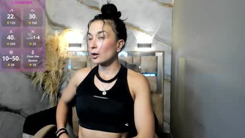 Mariana online show from 03.13.26