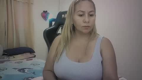 Snapshot of mariana995649 chatting on 07.14.26 mariana995649 online show from 07.14.26