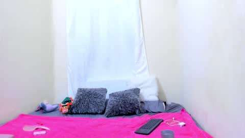 Snapshot of mariana_16_ chatting on 02.01.25 mariana_16_ online show from 02.01.25