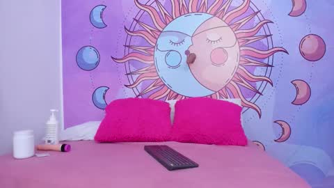 Snapshot of mariana_16_ chatting on 11.07.25 mariana_16_ online show from 11.07.25