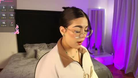    online show from 06.06.26