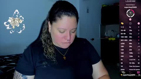 Snapshot of mariana_smittt chatting on 12.28.24   Independent Model online show from 12.28.24