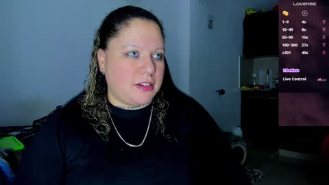 Snapshot of mariana_smittt chatting on 01.08.25   Independent Model online show from 01.08.25