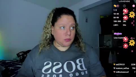 Snapshot of mariana_smittt chatting on 02.17.25   Independent Model online show from 02.17.25