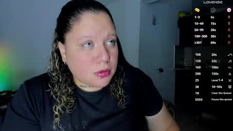Snapshot of mariana_smittt chatting on 03.09.25   Independent Model online show from 03.09.25
