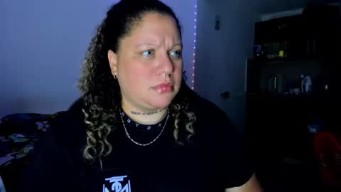 Snapshot of mariana_smittt chatting on 09.13.25   Independent Model online show from 09.13.25