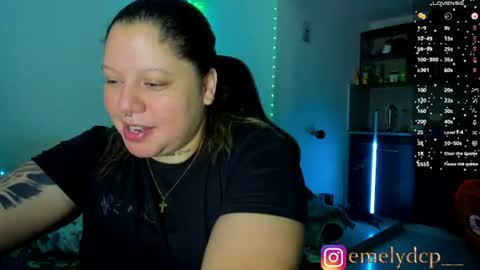 Snapshot of mariana_spellman chatting on 06.23.26 Emely online show from 06.23.26