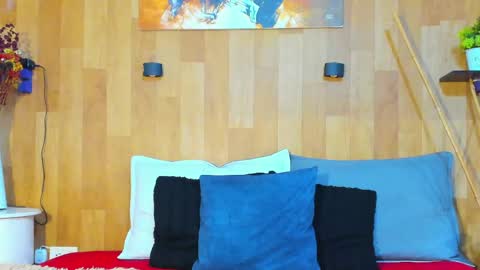 Mariana Angel online show from 04.17.26