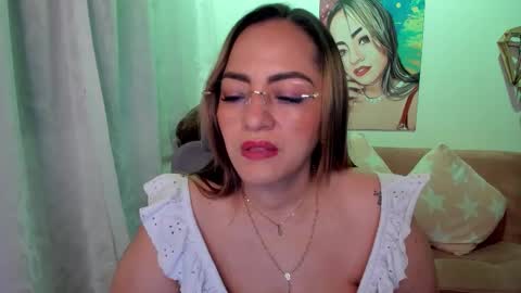 Mariana Lopez online show from 10.12.25