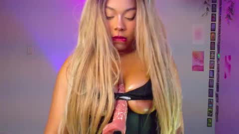 Mariana Prada online show from 01.05.26