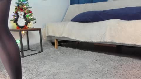 Snapshot of marianavargas20 chatting on 12.10.24 Mariana Vargas online show from 12.10.24