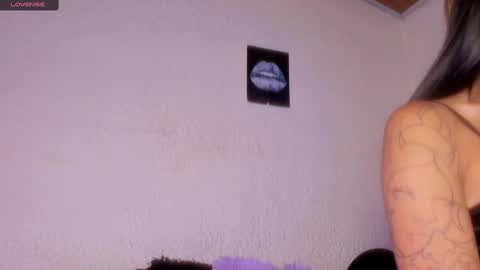 Snapshot of marianawlls chatting on 03.05.25 mariana williams online show from 03.05.25