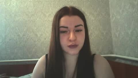 mariangloom online show from 04.04.26
