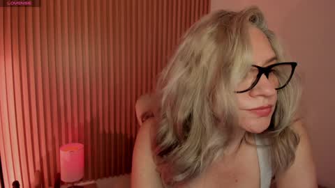 Marian Love  online show from 01.30.25