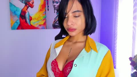 Snapshot of marianne__ chatting on 04.02.26 M A R I A N E online show from 04.02.26