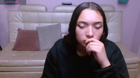 Snapshot of marianne_cam chatting on 04.16.26 marianne_cam online show from 04.16.26