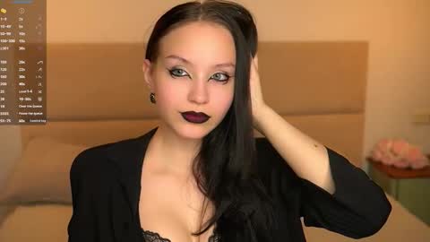 Snapshot of mariannsullivant chatting on 11.21.25 Rachel online show from 11.21.25