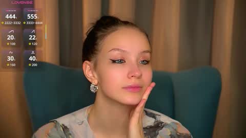 Snapshot of mariannsullivant chatting on 11.25.25 Rachel online show from 11.25.25