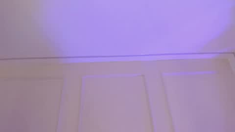 Snapshot of mariapettit chatting on 12.20.25 Maria Pettit online show from 12.20.25