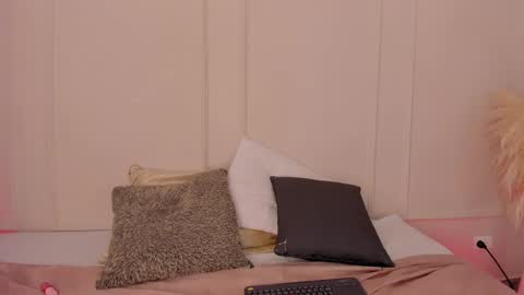 Maria Pettit online show from 03.29.26