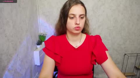 Snapshot of mariatess_ chatting on 06.14.26 Mariia online show from 06.14.26