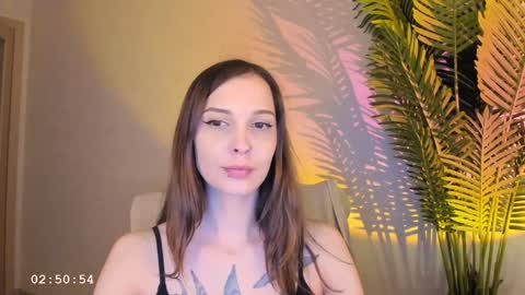 Snapshot of maribett chatting on 03.28.26 Masha online show from 03.28.26