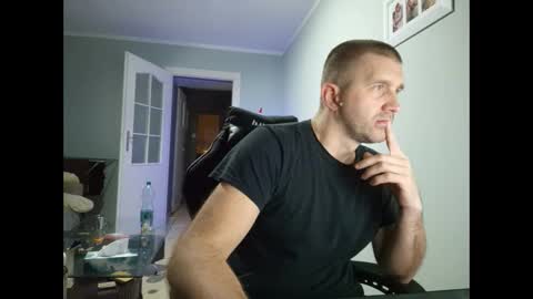 Snapshot of maribor5879 chatting on 01.11.25 maribor5879 online show from 01.11.25
