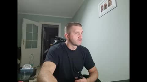 Snapshot of maribor5879 chatting on 01.17.25 maribor5879 online show from 01.17.25