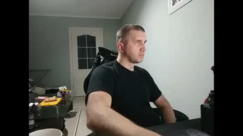 Snapshot of maribor5879 chatting on 02.05.25 maribor5879 online show from 02.05.25