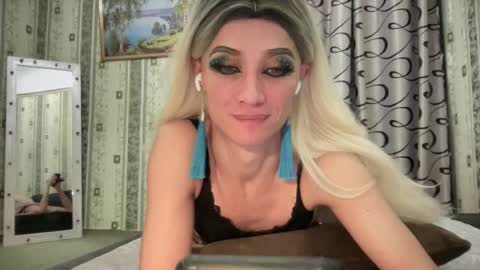 Mari online show from 02.06.25