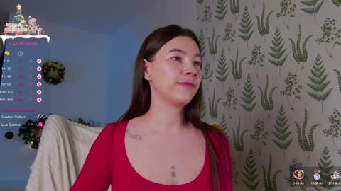 Snapshot of marie_diaze chatting on 01.01.25 Marie LEAVE YOUR WITH ME online show from 01.01.25